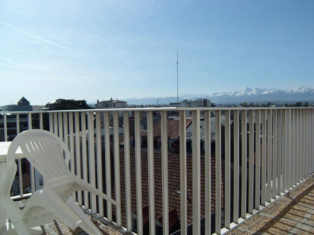 Hôtel Foch Tarbes Exterior foto