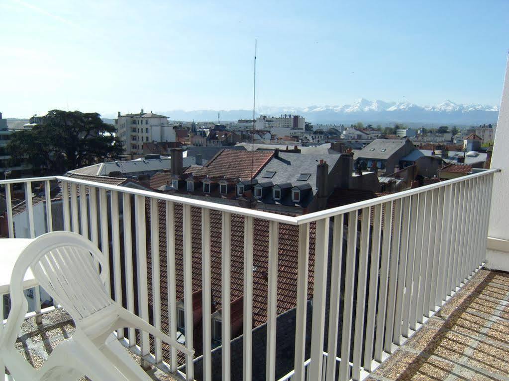 Hôtel Foch Tarbes Exterior foto